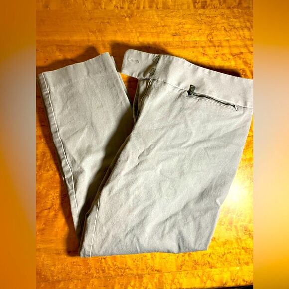 Loft Marisa cropped capris, tan, excellent condition, size 10 - Picture 1 of 4